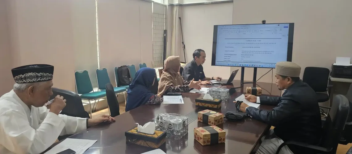 LPH Madani Indonesia membuktikan kiprahnya dengan mengajukan 5 pelaku usaha, mulai dari RPU hingga kosmetik, dalam Sidang Komisi Fatwa MUI Sulawesi Selatan.